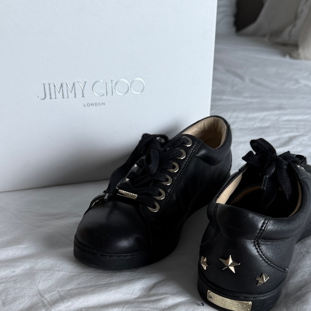 Jimmy Choo stars Black Leather Sneakers
